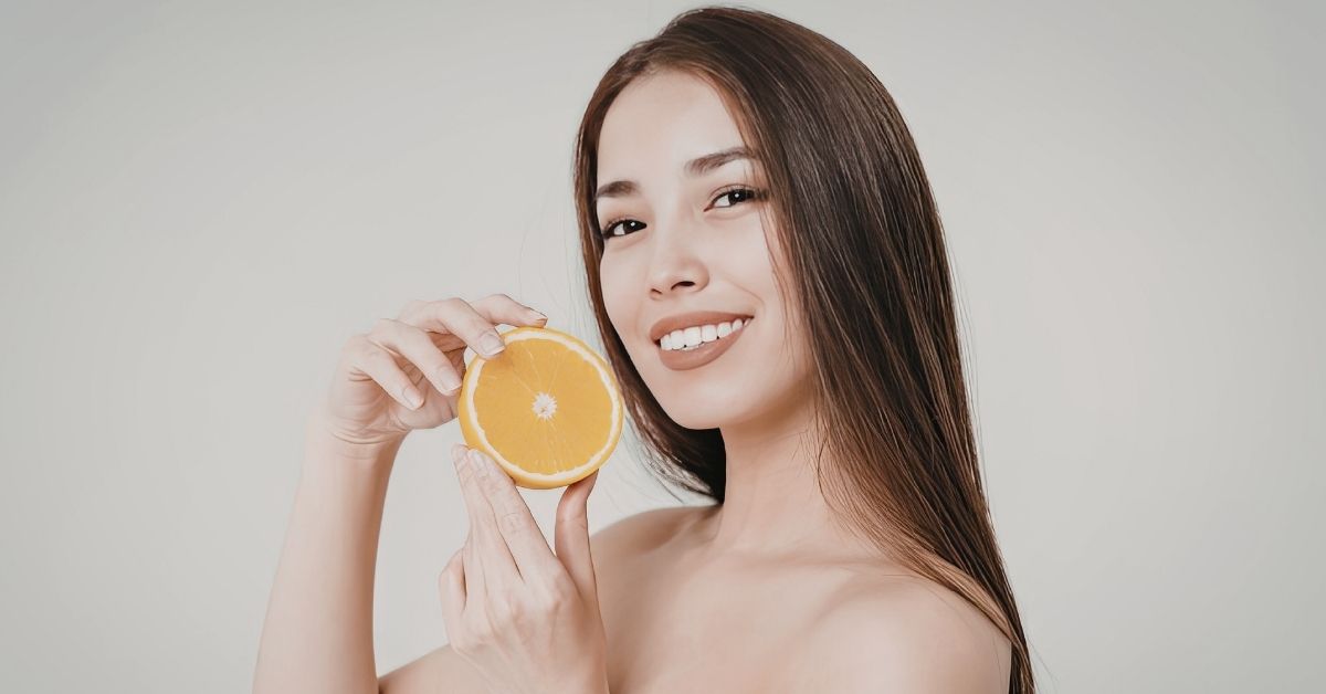 C Vitamini Serumu Gerçekten İşe Yarıyor mu? Cildinizi Dönüştüren Aydınlatma Rehberi