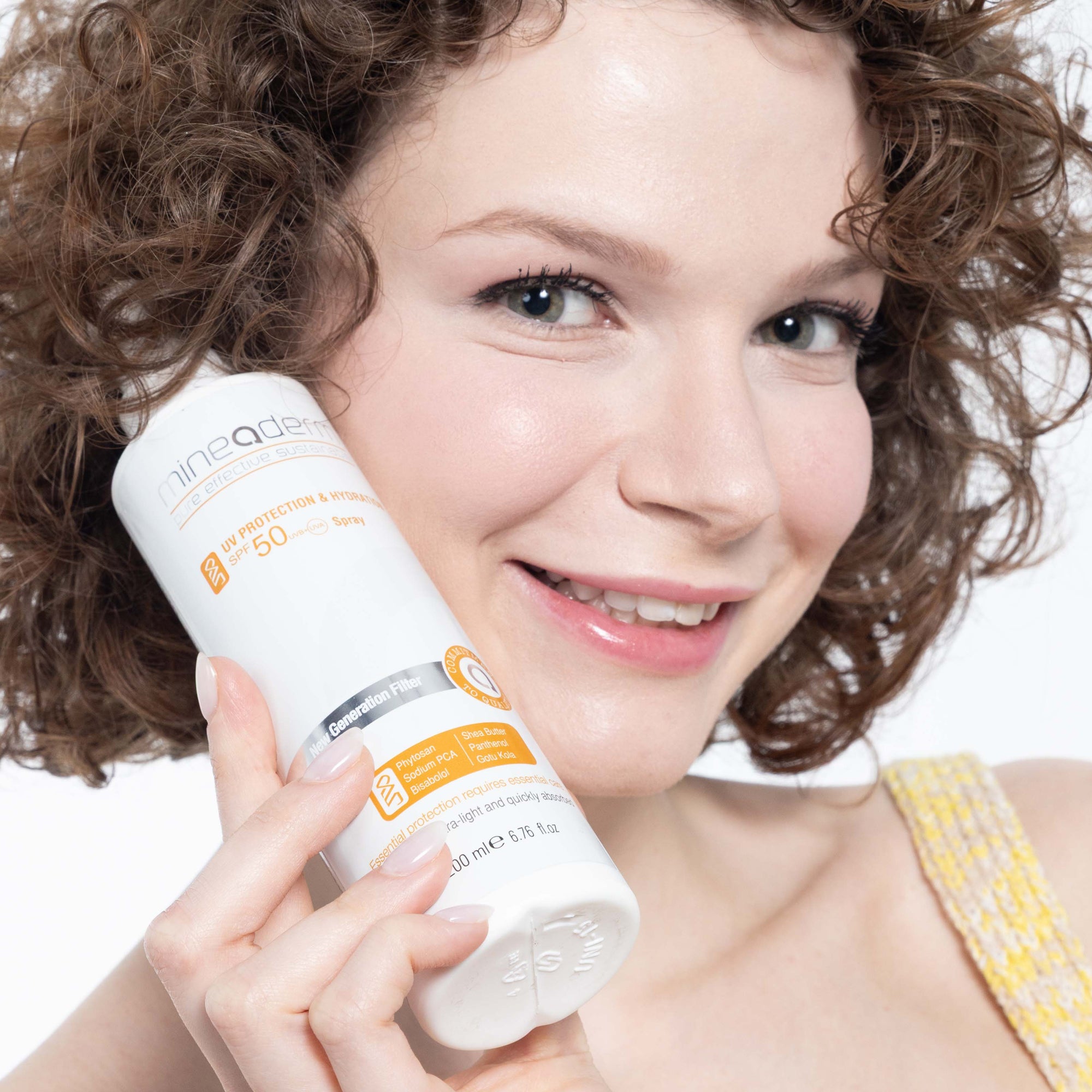 Güneşe Karşı Yoğun Koruma Spreyi SPF 50+ – mineaderm