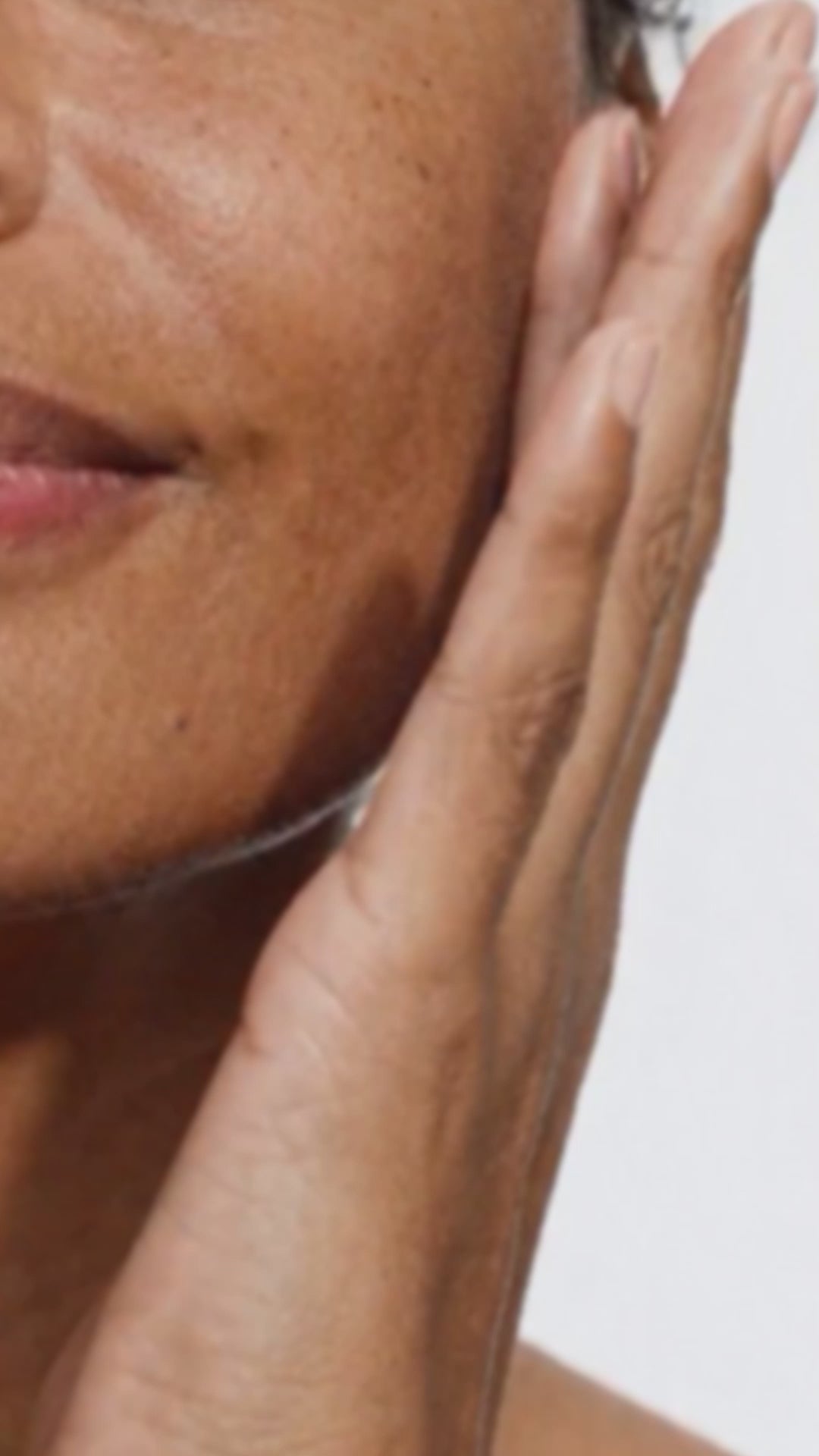 Load video: Sebum-Regulating Cleansing Gel