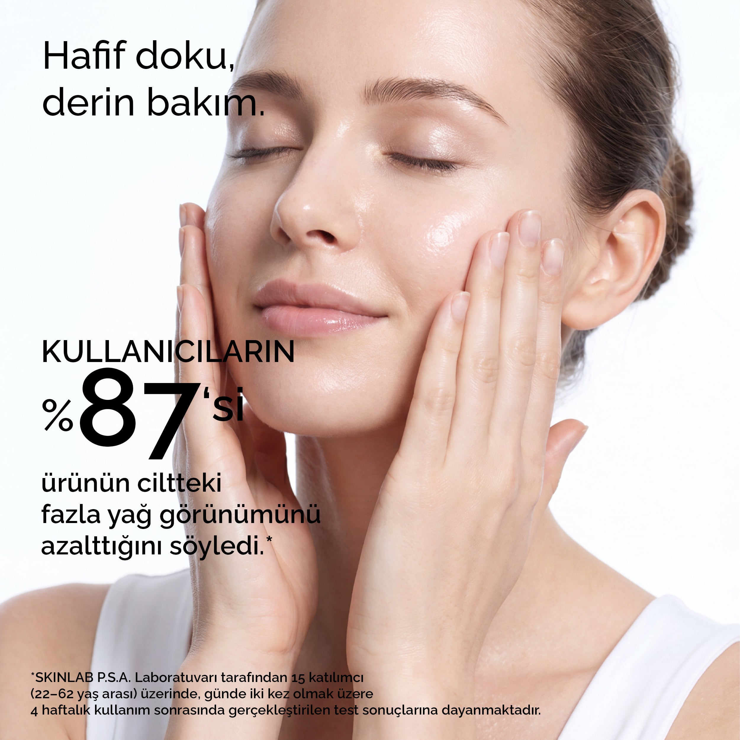 Mineaderm SeboCalm Hydra Cream kullanan bir kadın yüzüne dokunuyor; hafif dokulu, derin bakım sağlayan ve ciltteki fazla yağ görünümünü azaltan krem.