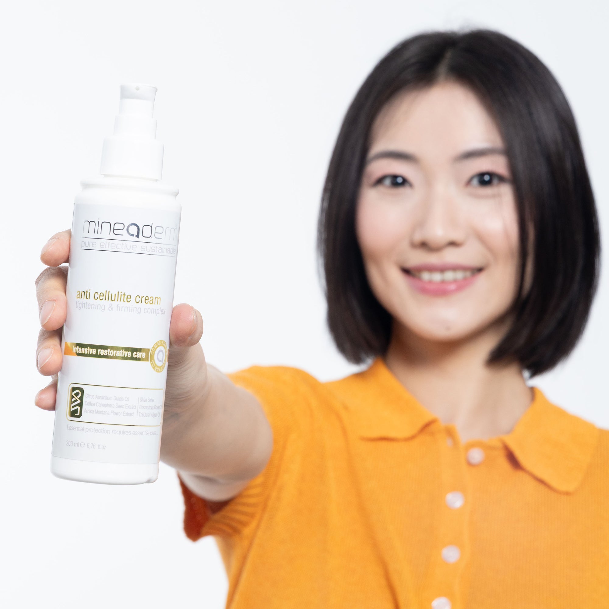 Selülit Oluşumuna Karşı ve Sıkılaştırıcı Vücut Bakım Kremi – mineaderm